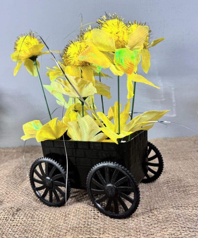 Black trolley and yellow Glitter