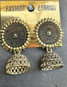 Trendy Black Finishing Jhumka