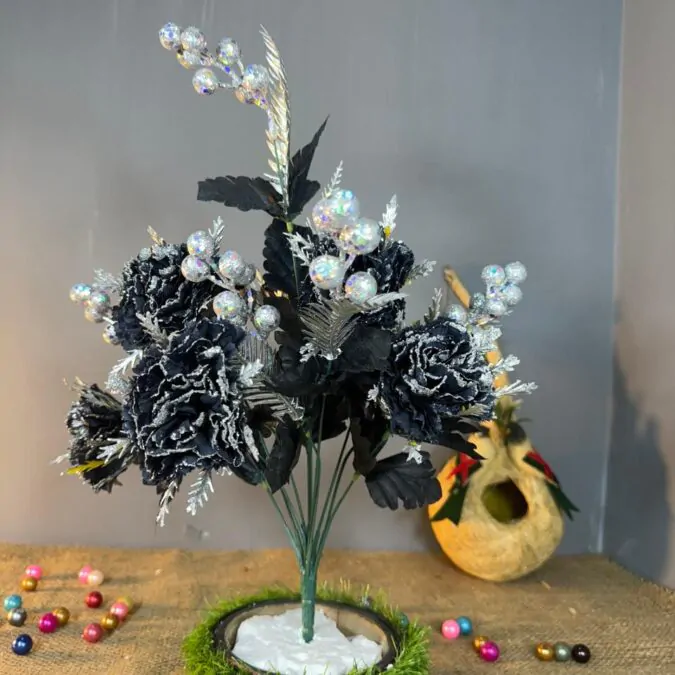 Large black flowers with black Cherry Bunche